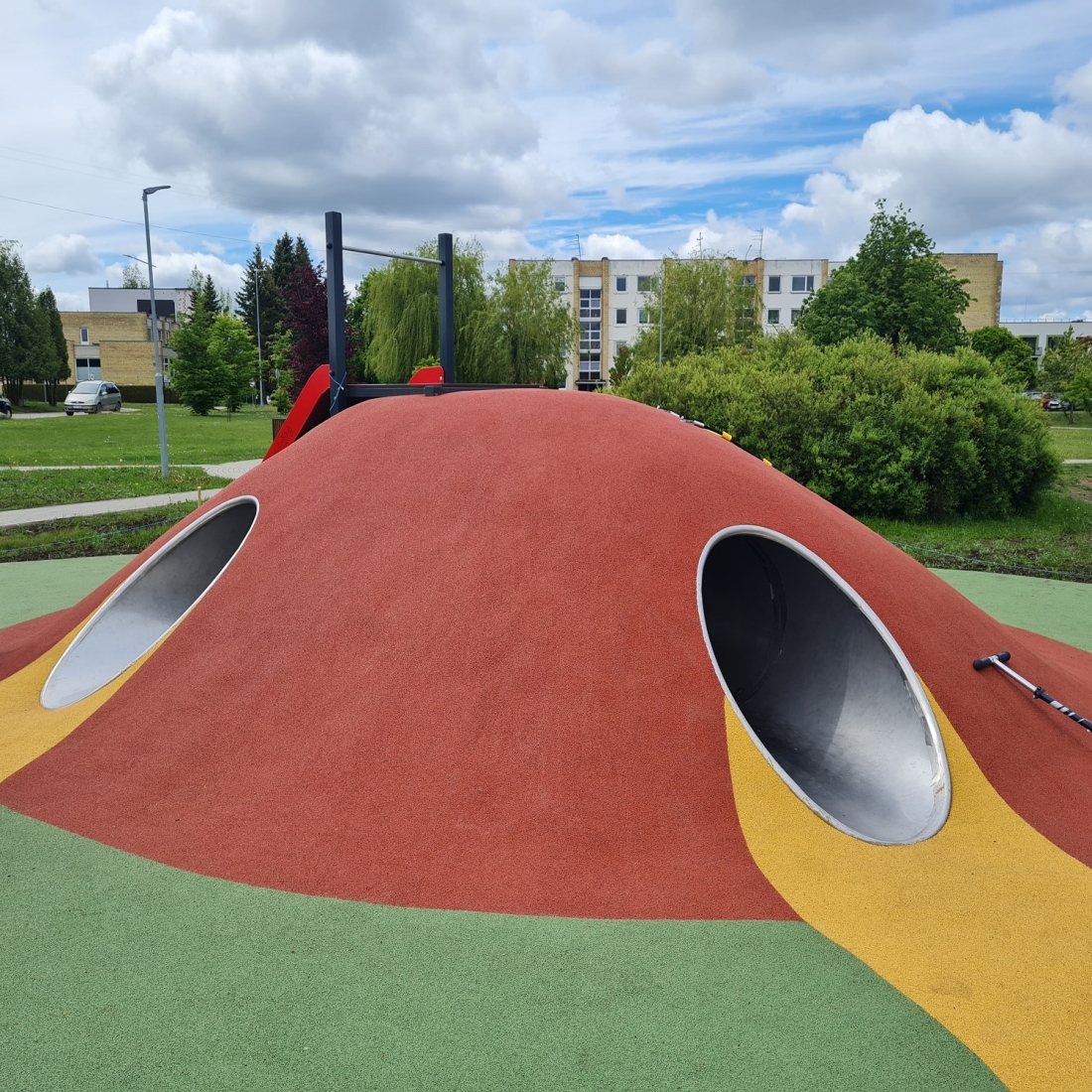 Liejama gumos danga (2)